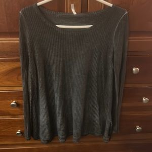 NWT grey vertical ribbed top